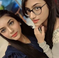 mahjabeen ali with sister samreen ali