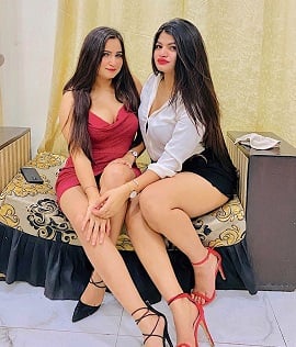 rhea rai with sister